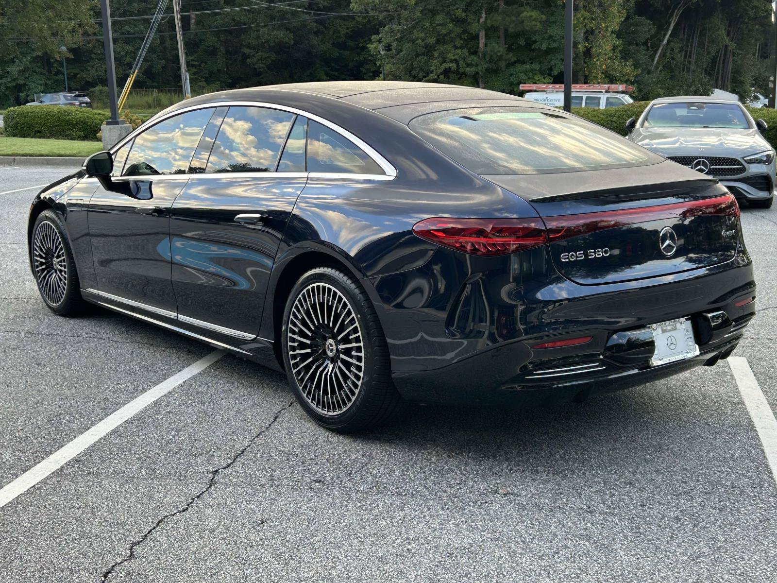 Certified Used 2023 Nautical Blue Metallic Mercedes-Benz EQS 580 4MATIC® Sedan image 12