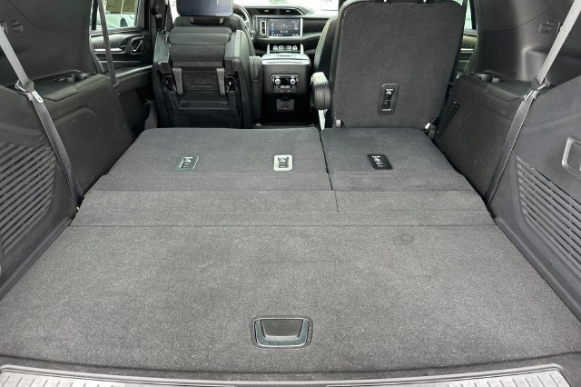 Used 2021 Black GMC Denali image 16