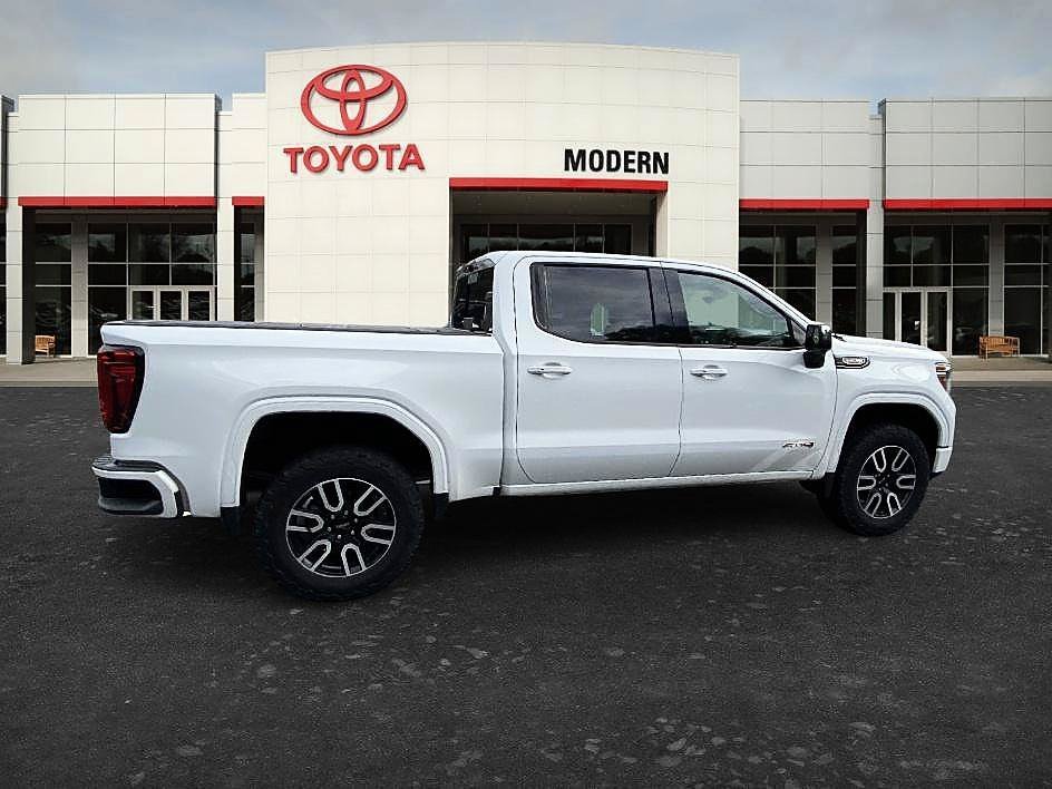Used 2020 Summit White GMC AT4 image 18