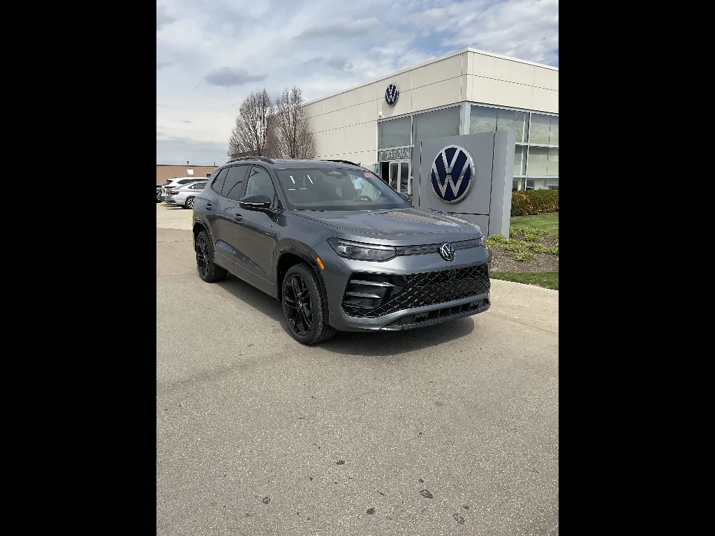 New 2026 Platinum Gray Metallic Volkswagen SE R-Line Black 4Motion image 1