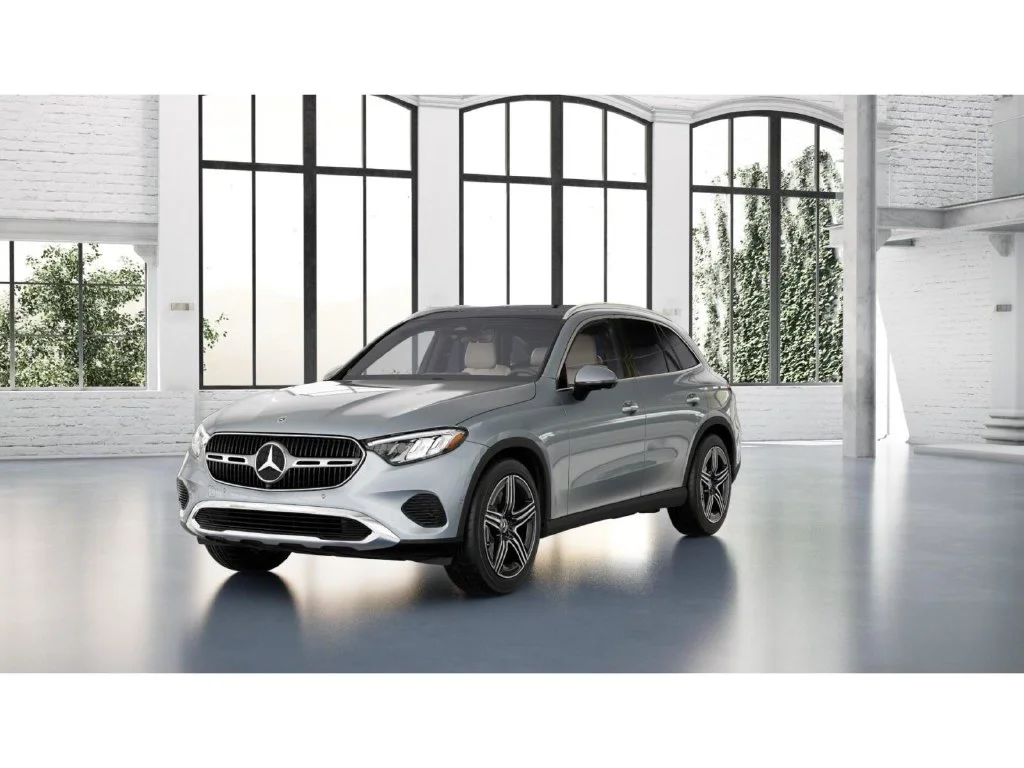 New 2027 Silver Mercedes-Benz GLC 300 image 71