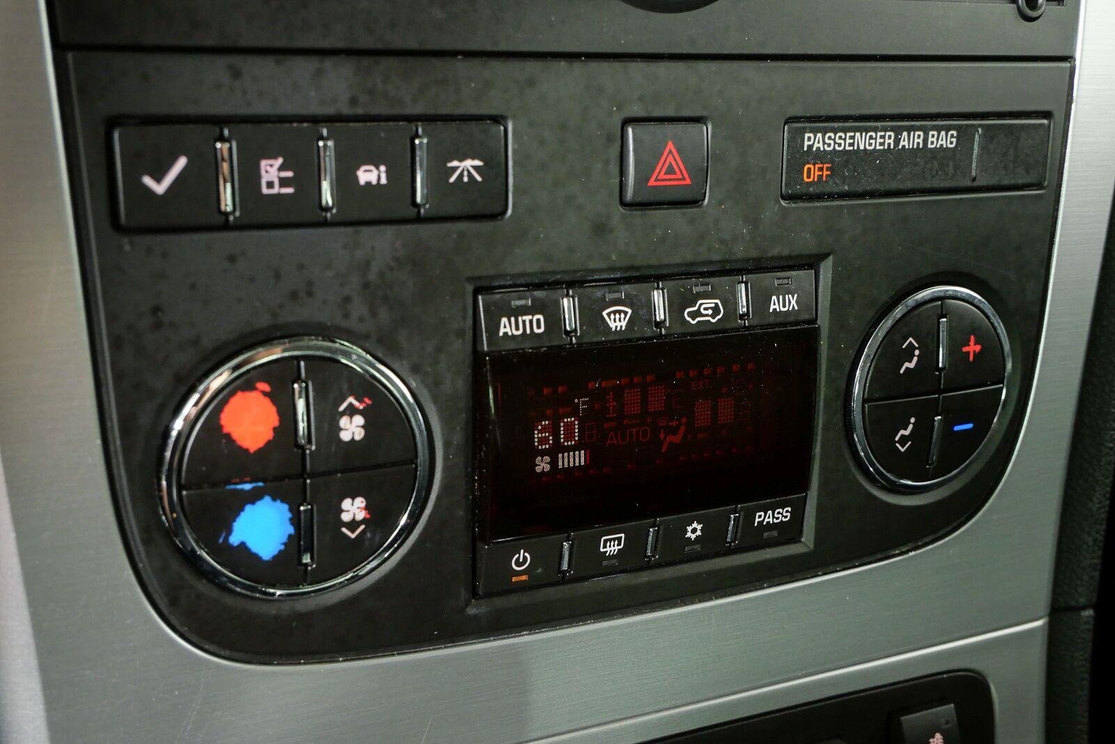 Used 2008 Gold Mist Metallic GMC SLT1 image 15