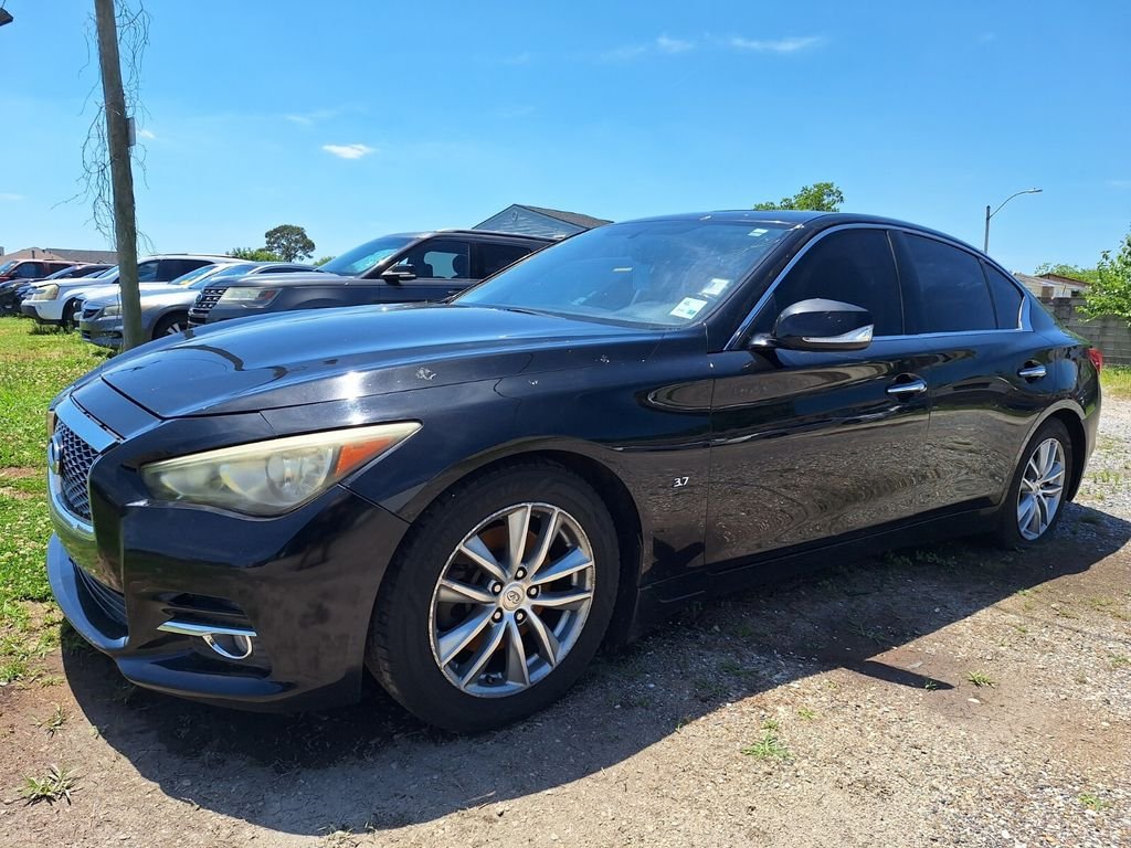 2014 INFINITI Q50 Premium