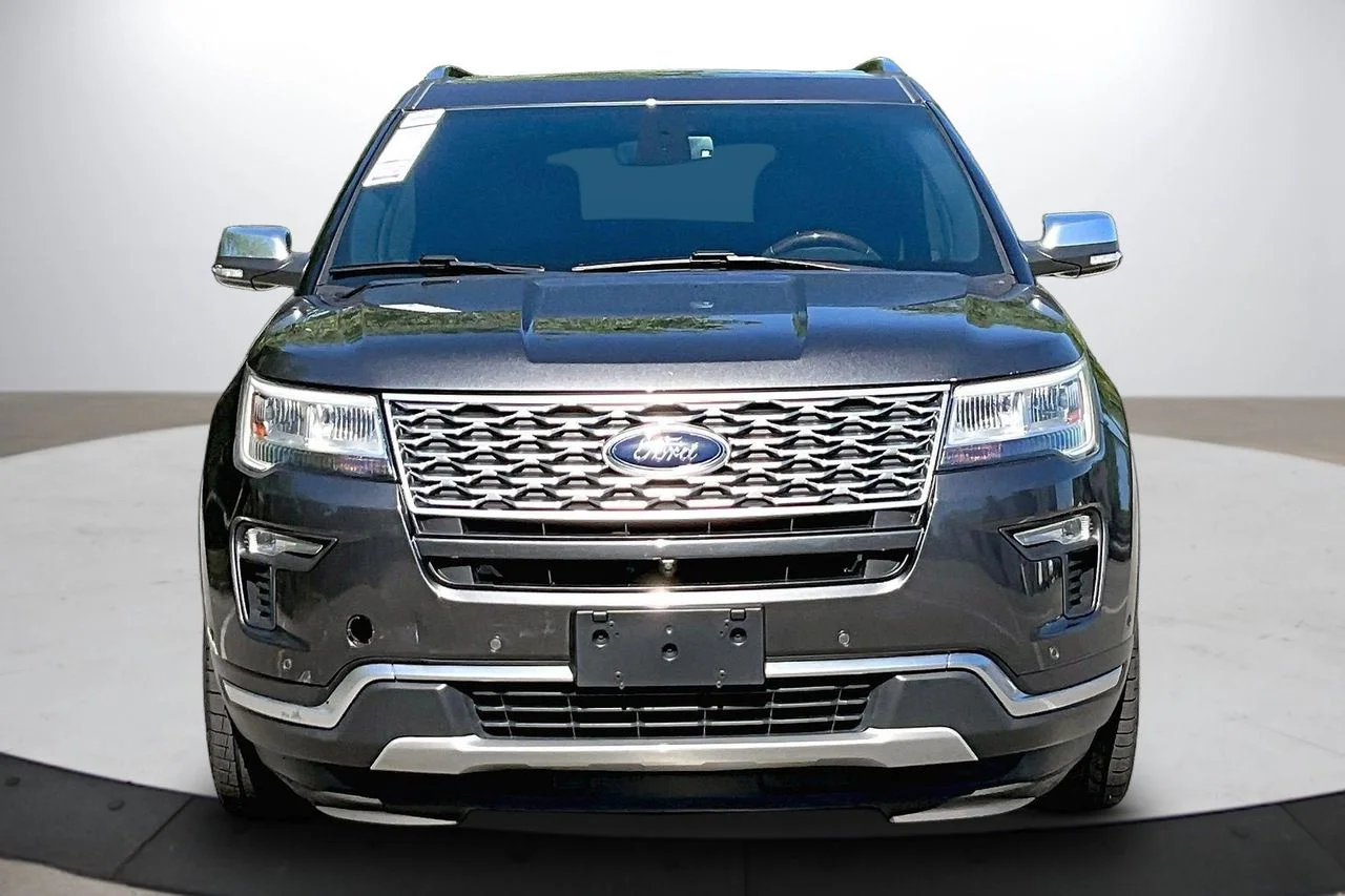Certified Used 2018 Gray Ford Platinum image 3