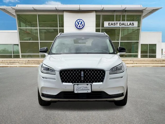 Used 2022 White Lincoln Grand Touring image 5
