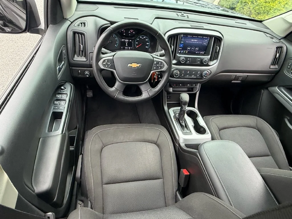 Used 2022 Black Chevrolet LT image 13