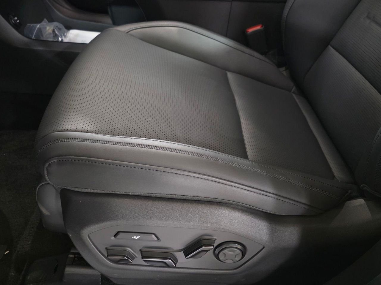 2026 Hyundai Santa Fe Calligraphy - Photo 25