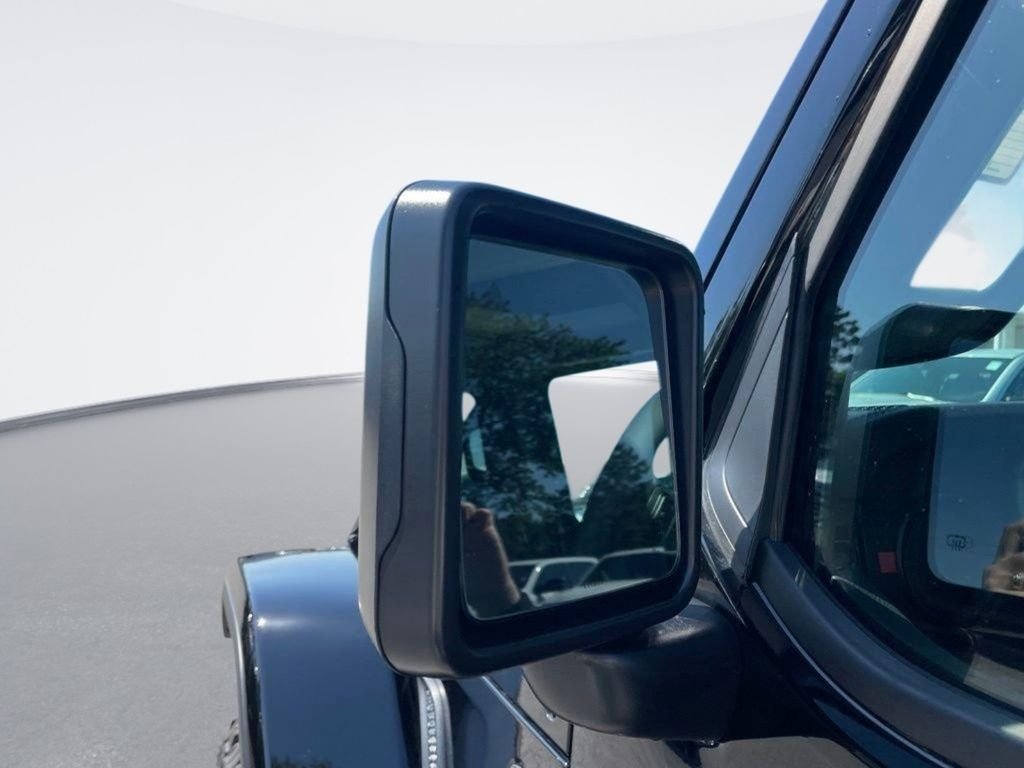New 2026 Black Clear-Coat Exterior Paint Jeep Rubicon X image 11