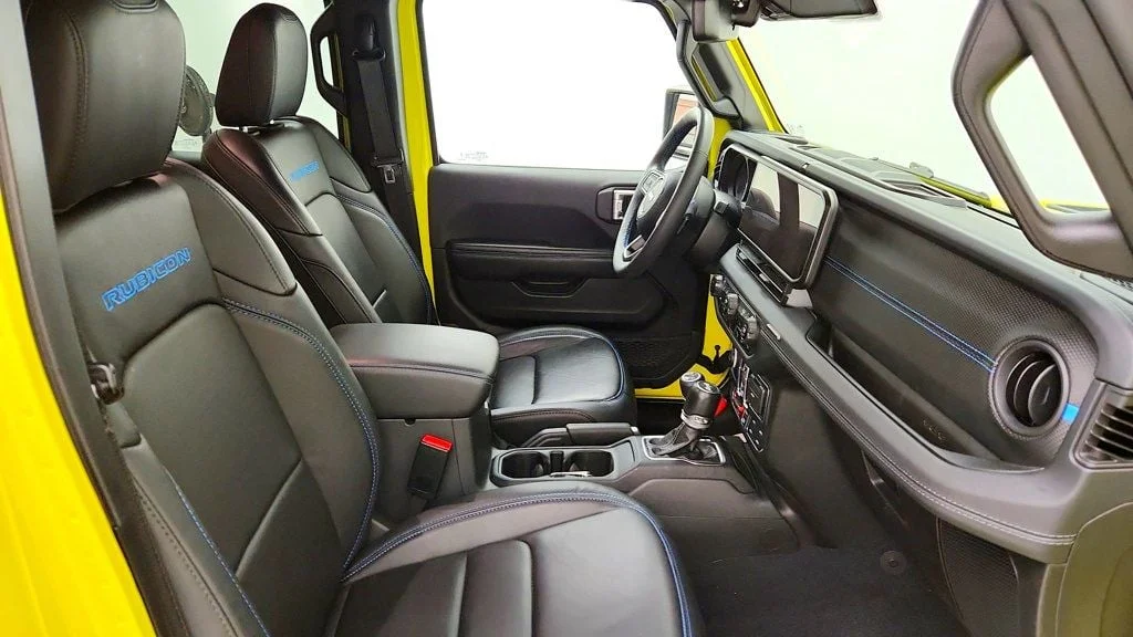 Used 2024 High Velocity Clearcoat Jeep Rubicon X 4x4 w/ Sky One-Touch Power Top & Nappa Leathe image 24
