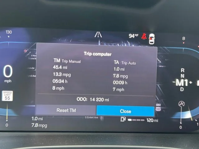 2024 Volvo XC40 Plus - Photo 9