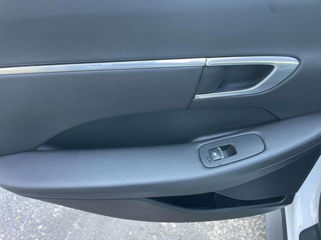 Certified Used 2022 White Hyundai Blue image 9