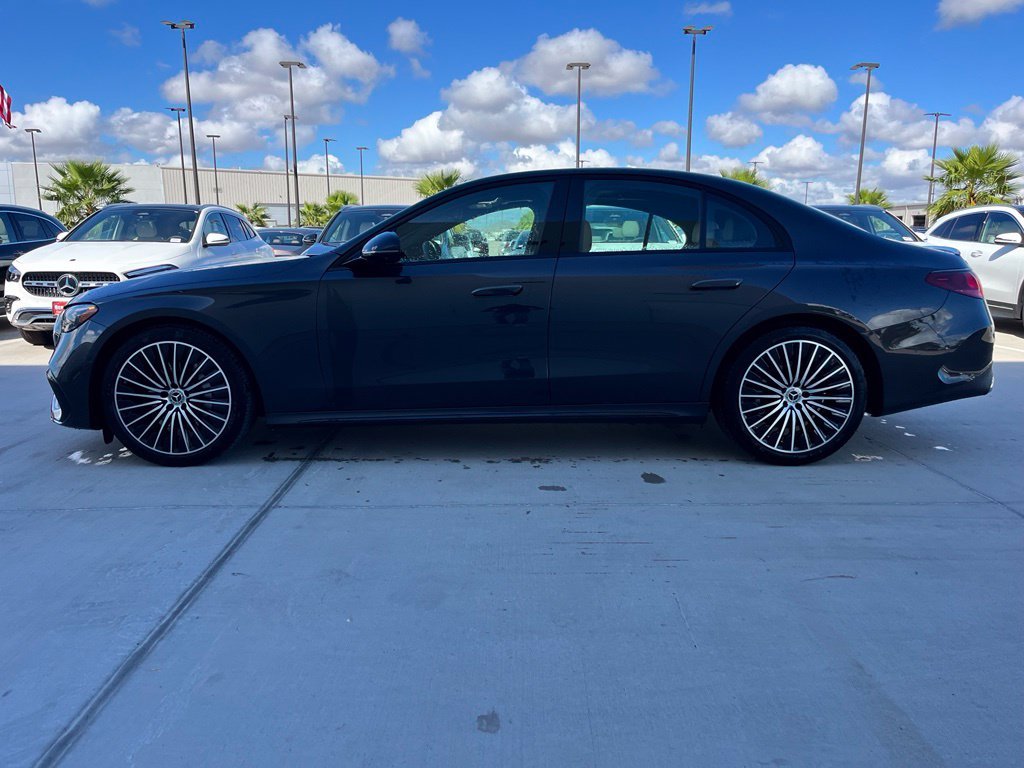 New 2027 Graphite Grey Metallic Mercedes-Benz E 350 image 4