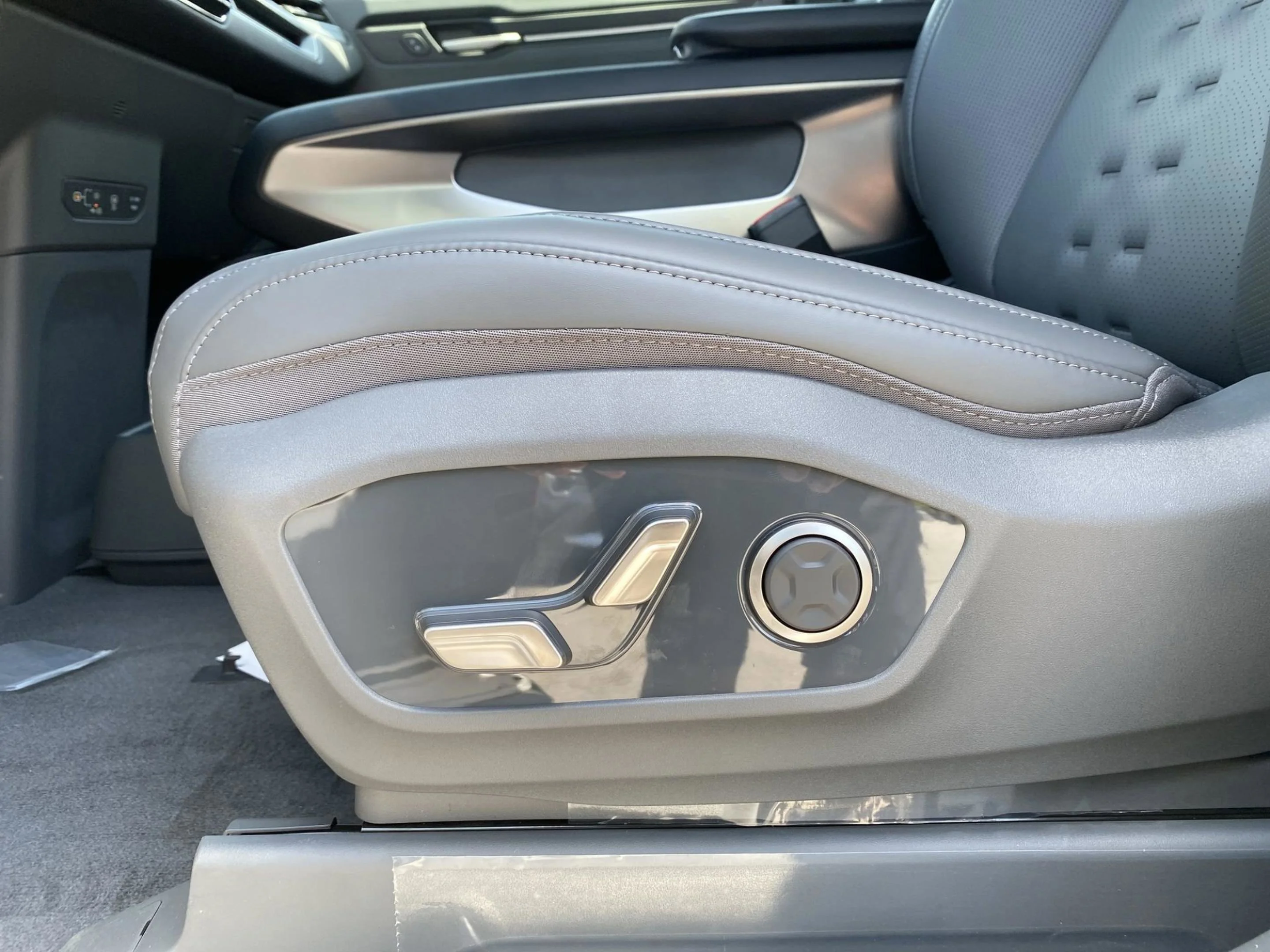 2026 Kia EV9 Wind - Photo 18