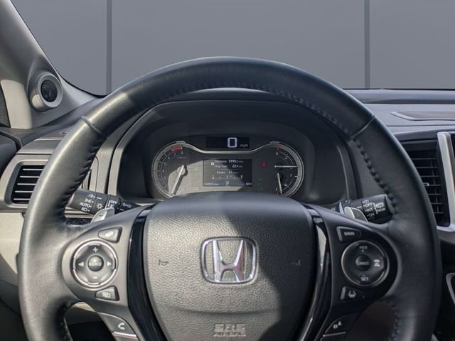 Used 2017 Gray Honda Touring image 33