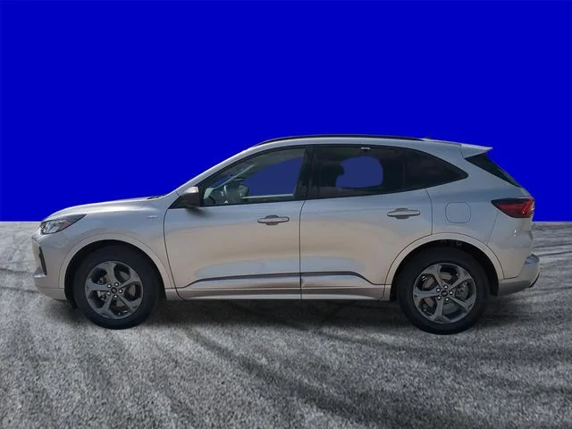 Used 2023 Silver Ford ST-Line image 7