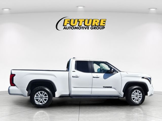 Used 2024 White Toyota SR5 image 3