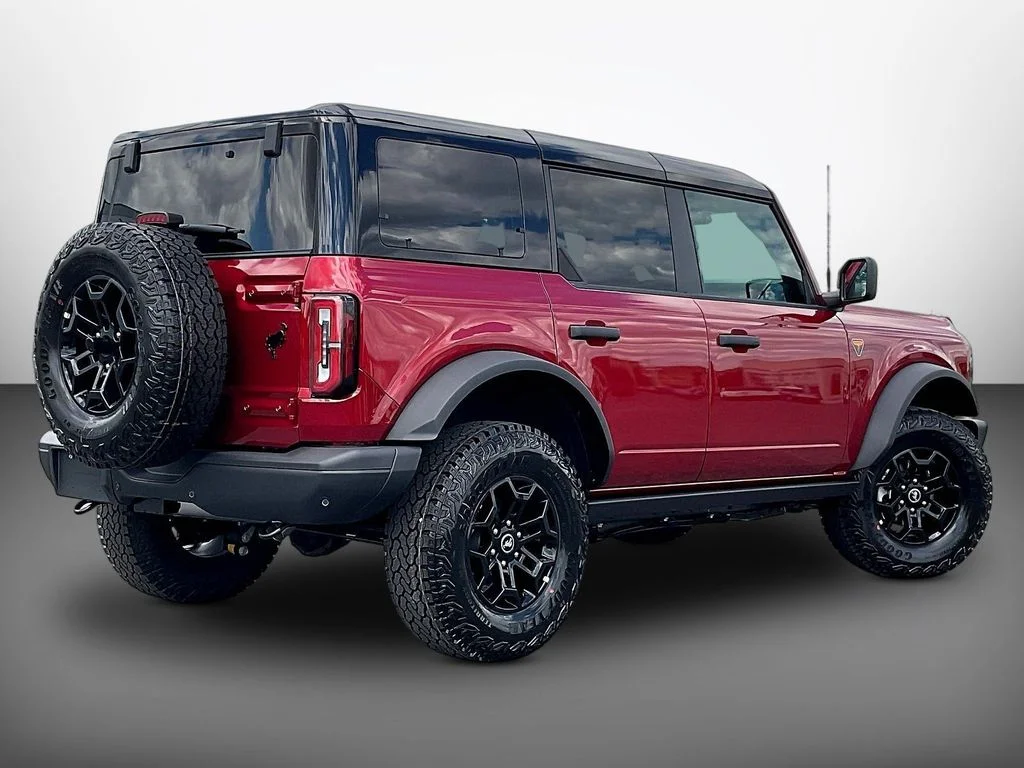 New 2026 Ruby Red Metallic Tinted Clearcoat Ford Badlands® image 15