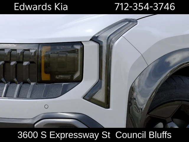 New 2027 White Kia X-Line S image 12