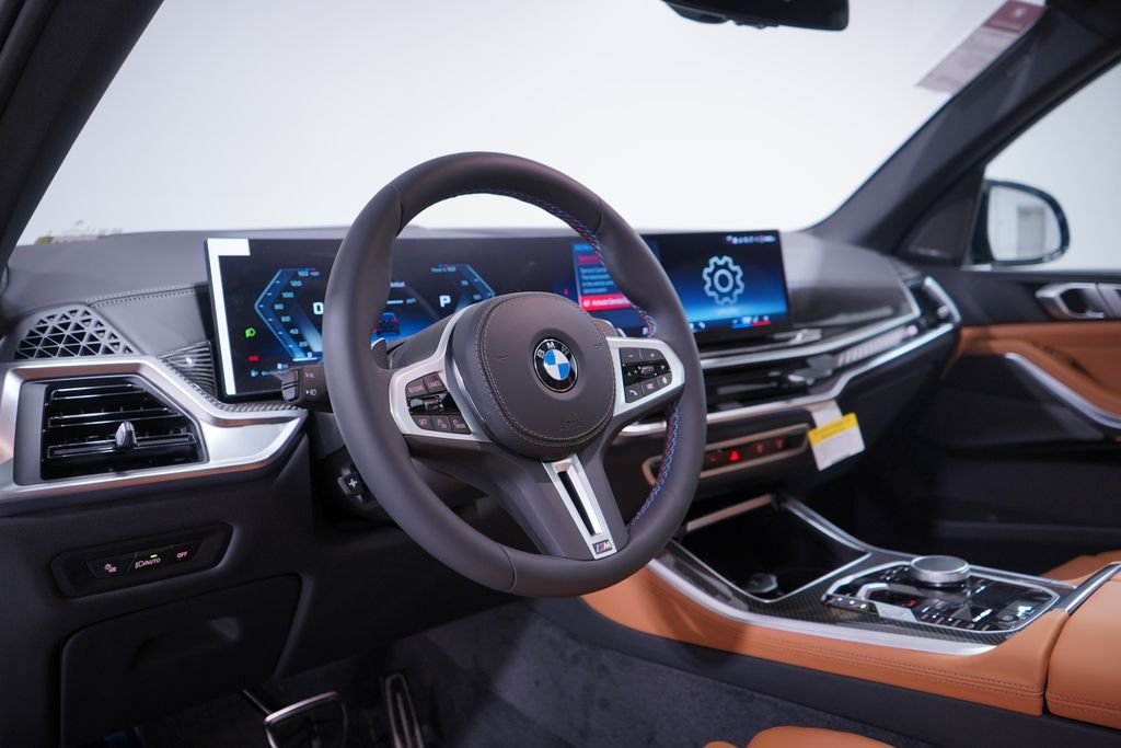 Used 2026 Carbon Black Metallic BMW M60i image 6