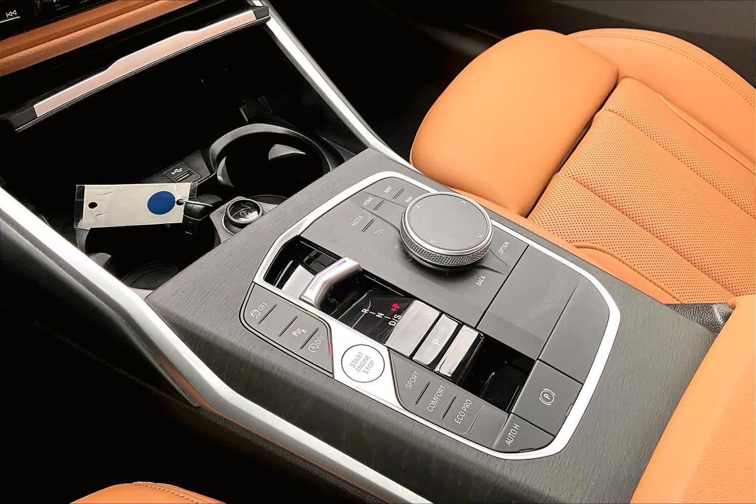 Used 2024 Alpine White BMW 330i image 16