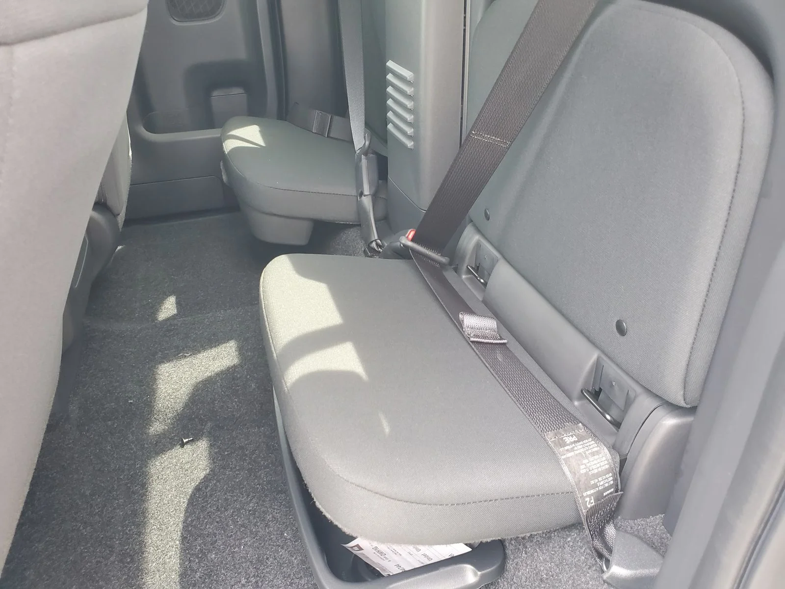 2026 Nissan Frontier S - Photo 14