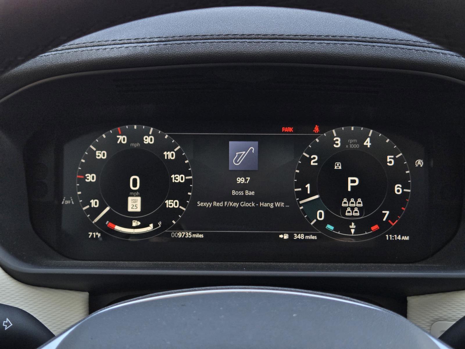 Used 2025 Fuji White Land Rover Dynamic SE image 14