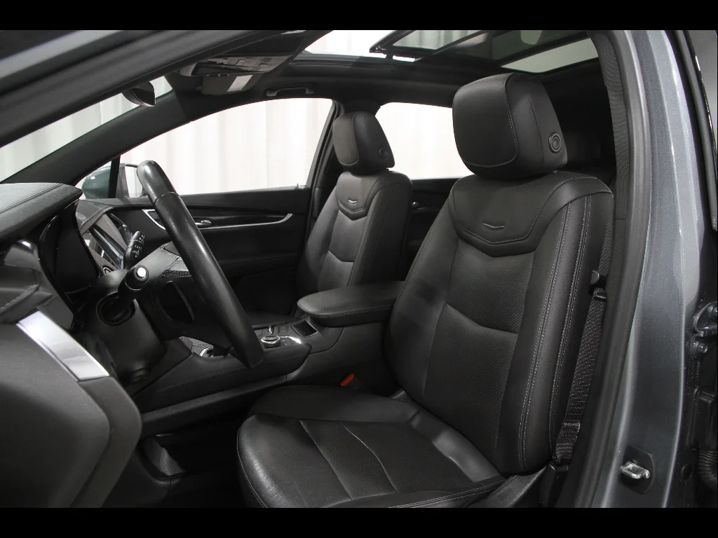 Used 2020 Satin Steel Metallic Cadillac Premium Luxury image 5