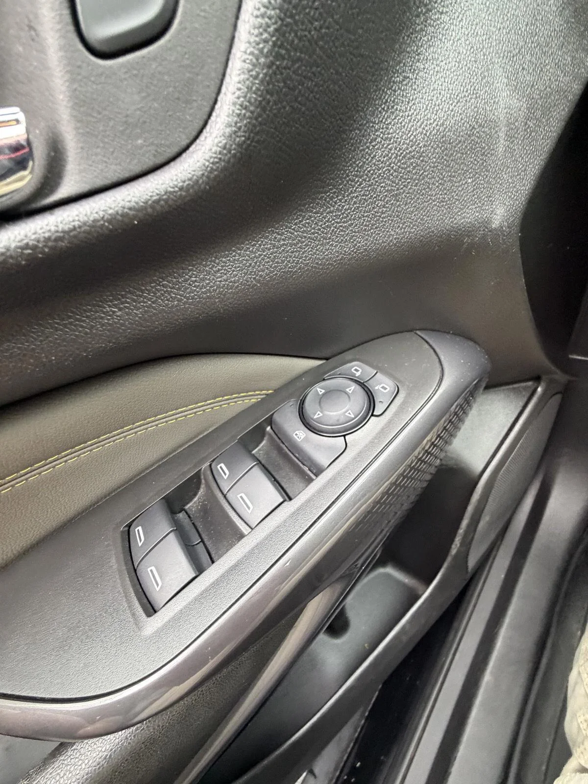 Used 2024 Mosaic Black Metallic Chevrolet ACTIV image 16