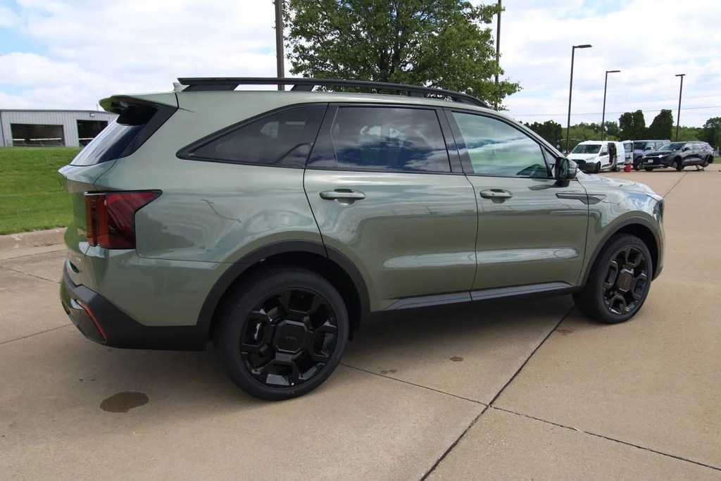 New 2026 Green Kia  image 5