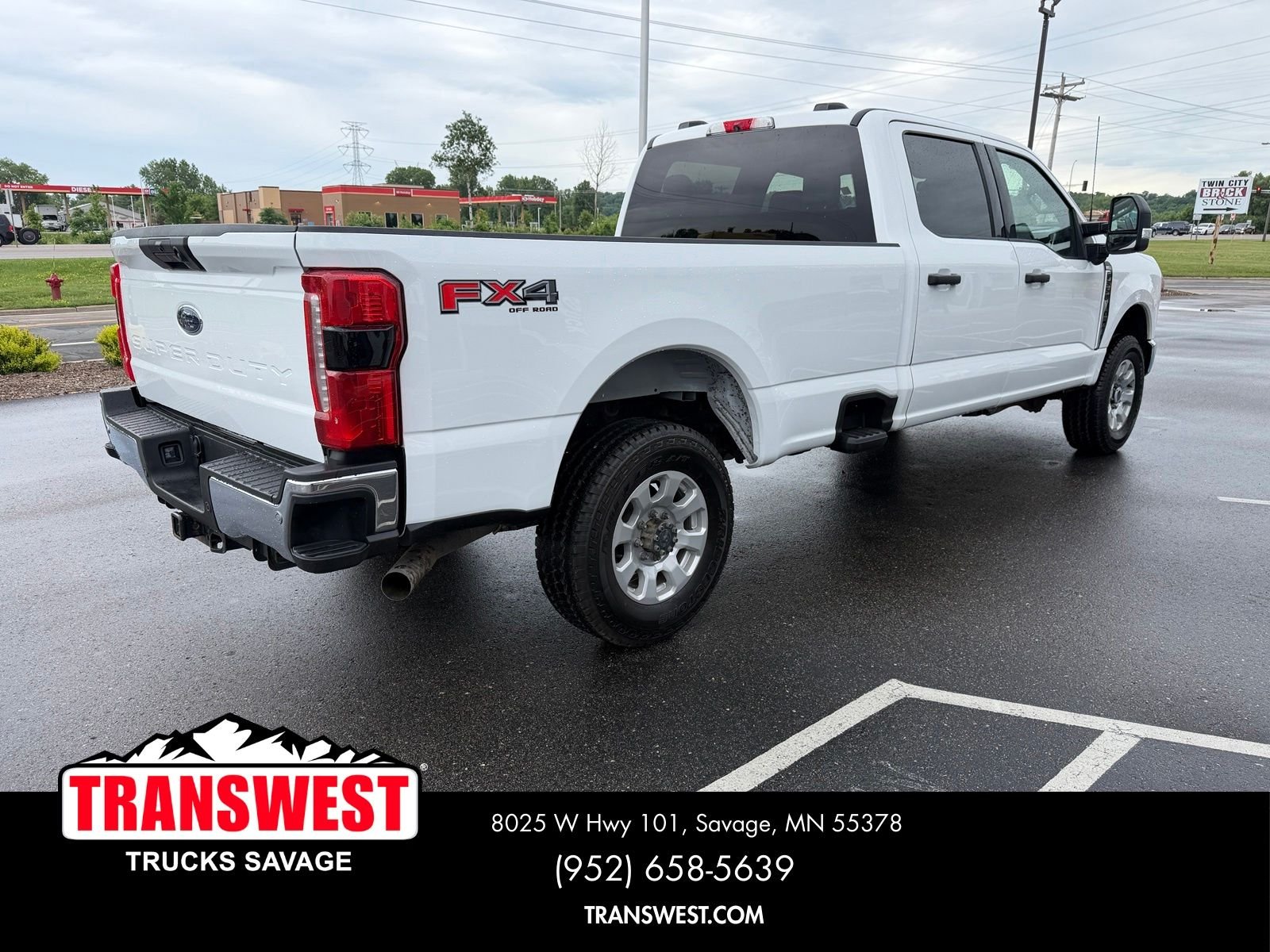 Used 2023  Ford XLT image 5
