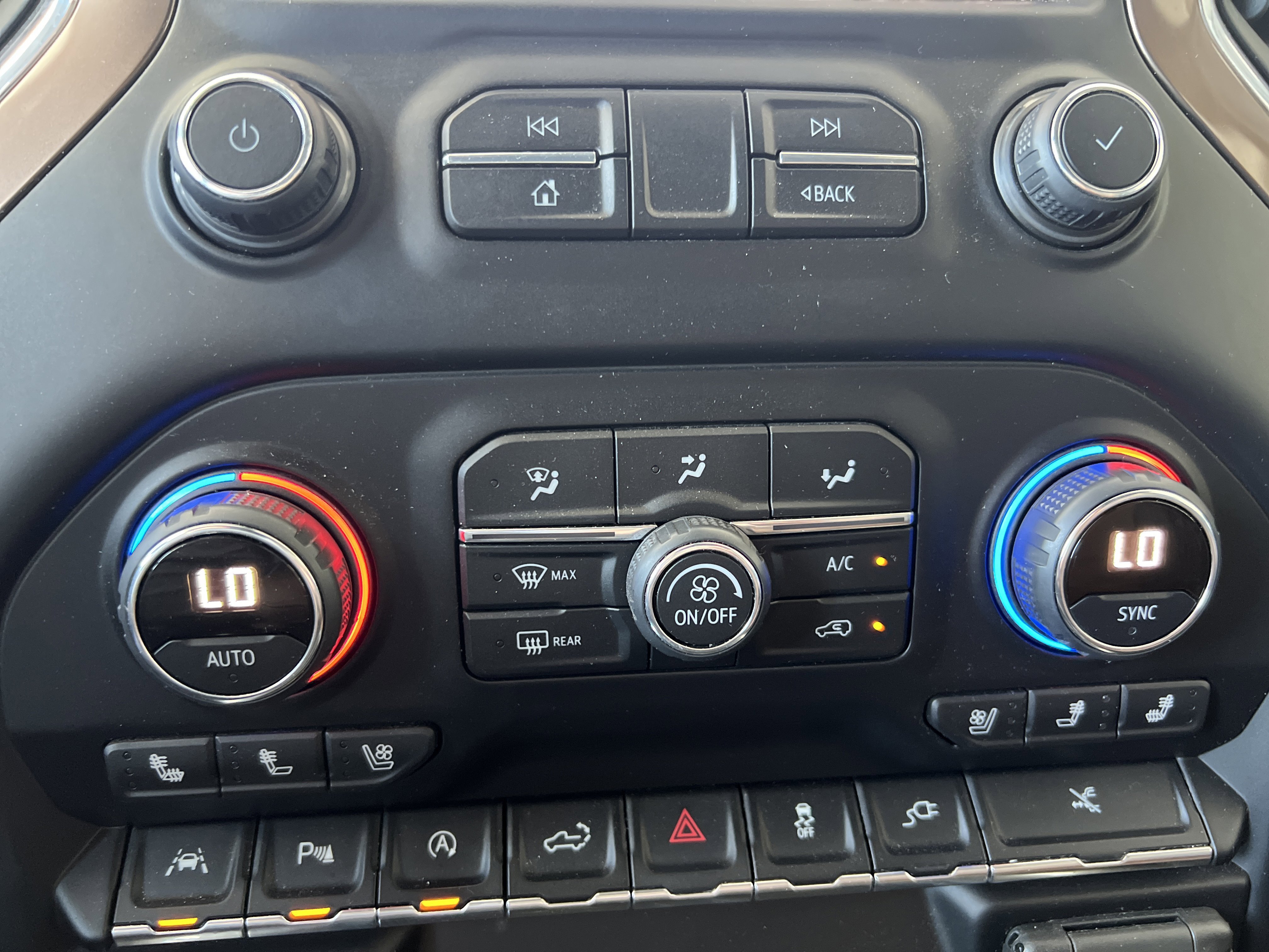 Used 2020 Havana Brown Metallic Chevrolet High Country image 22