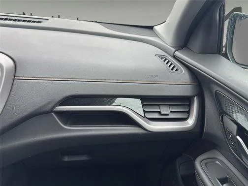Used 2022 White GMC AT4 image 15