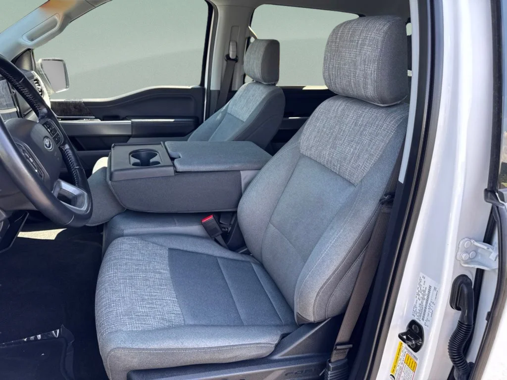 Used 2022 Oxford White Ford XLT image 23