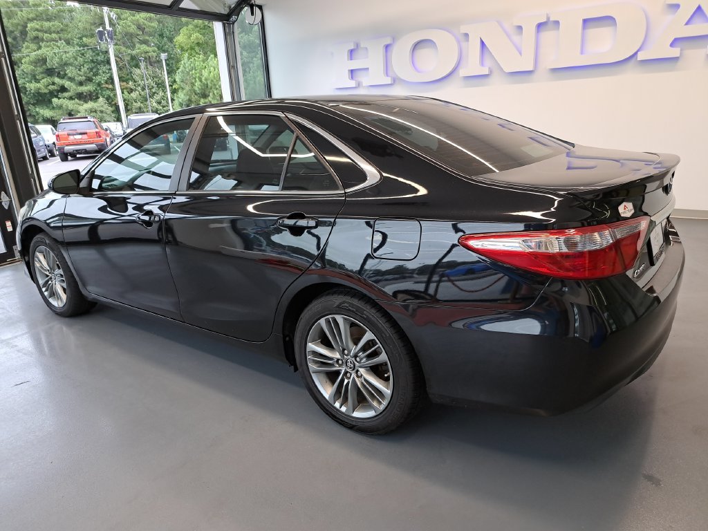 Used 2017 Black Toyota LE image 9