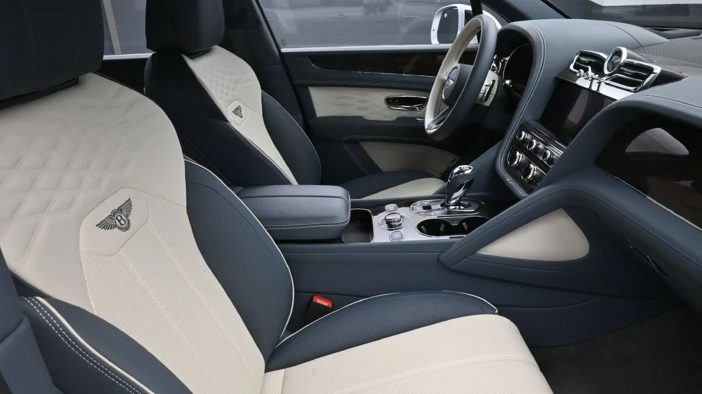 Certified Used 2023  Bentley Azure image 2
