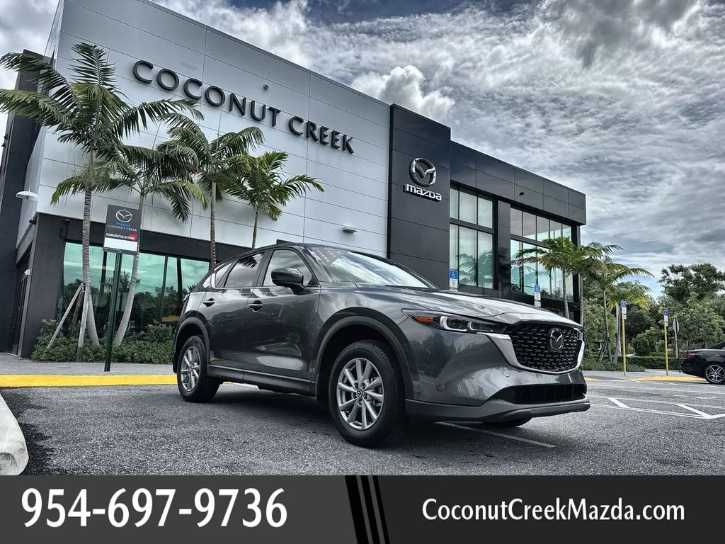 2023 Mazda CX-5 S Select Package Auto AWD's photo