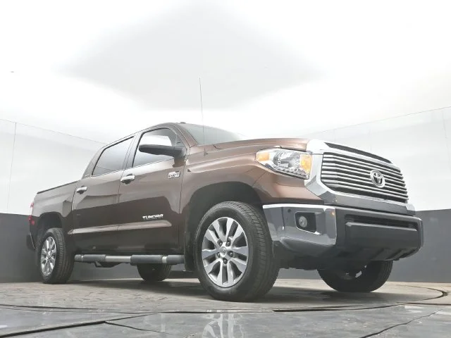 Used 2016 Brown Toyota Limited image 40