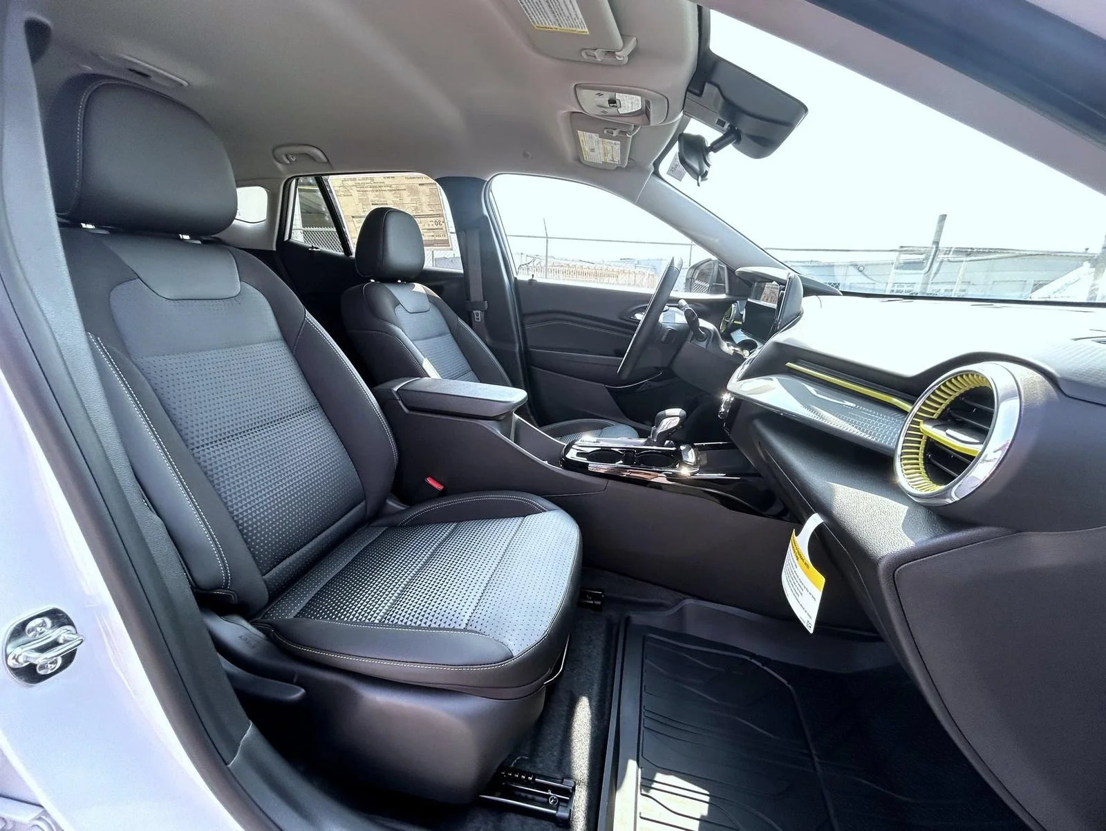 New 2026 Summit White Chevrolet LT image 20