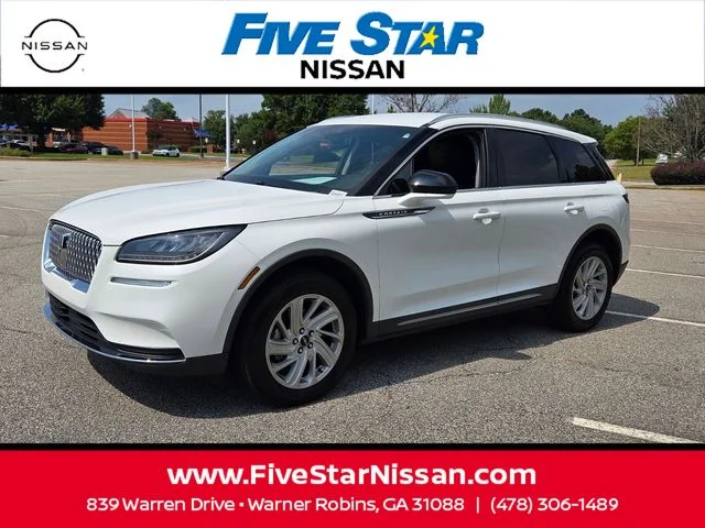 Used 2022 White Lincoln Standard image 3