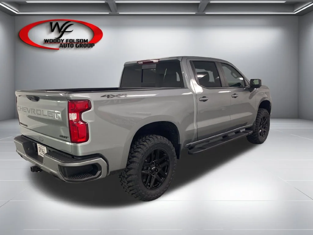 New 2026 Sterling Gray Metallic Chevrolet RST image 6