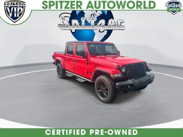 Used 2022 Red Jeep Sport image 2