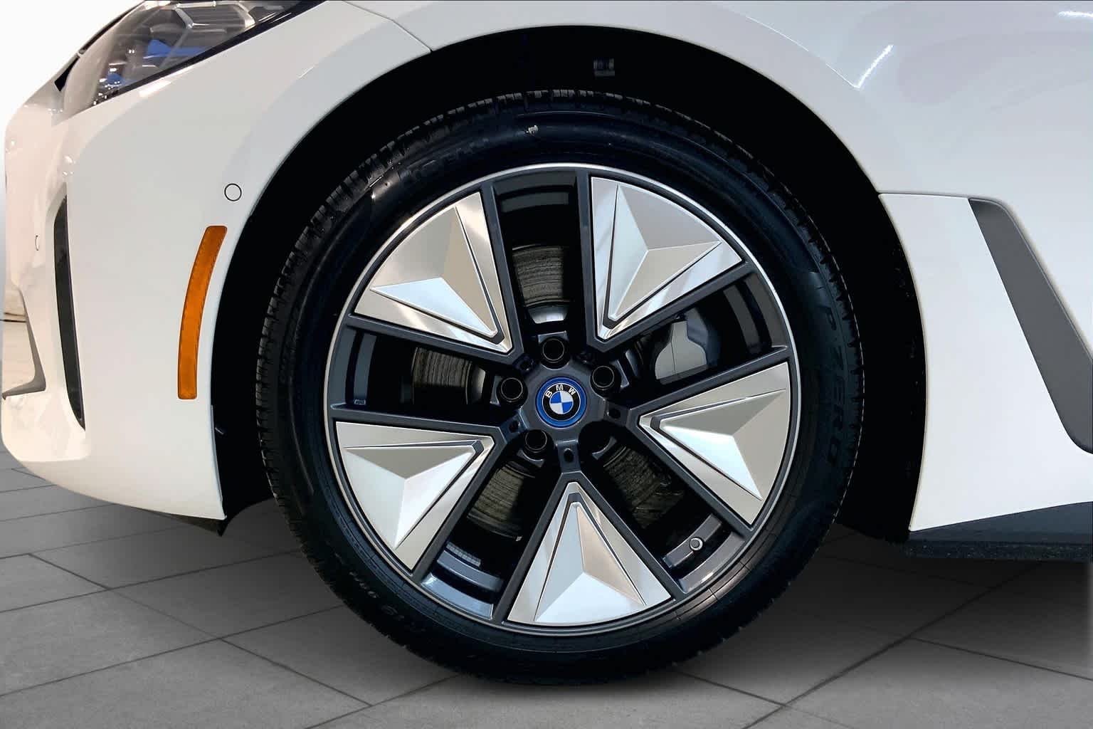 Used 2024 Alpine White BMW eDrive40 image 11