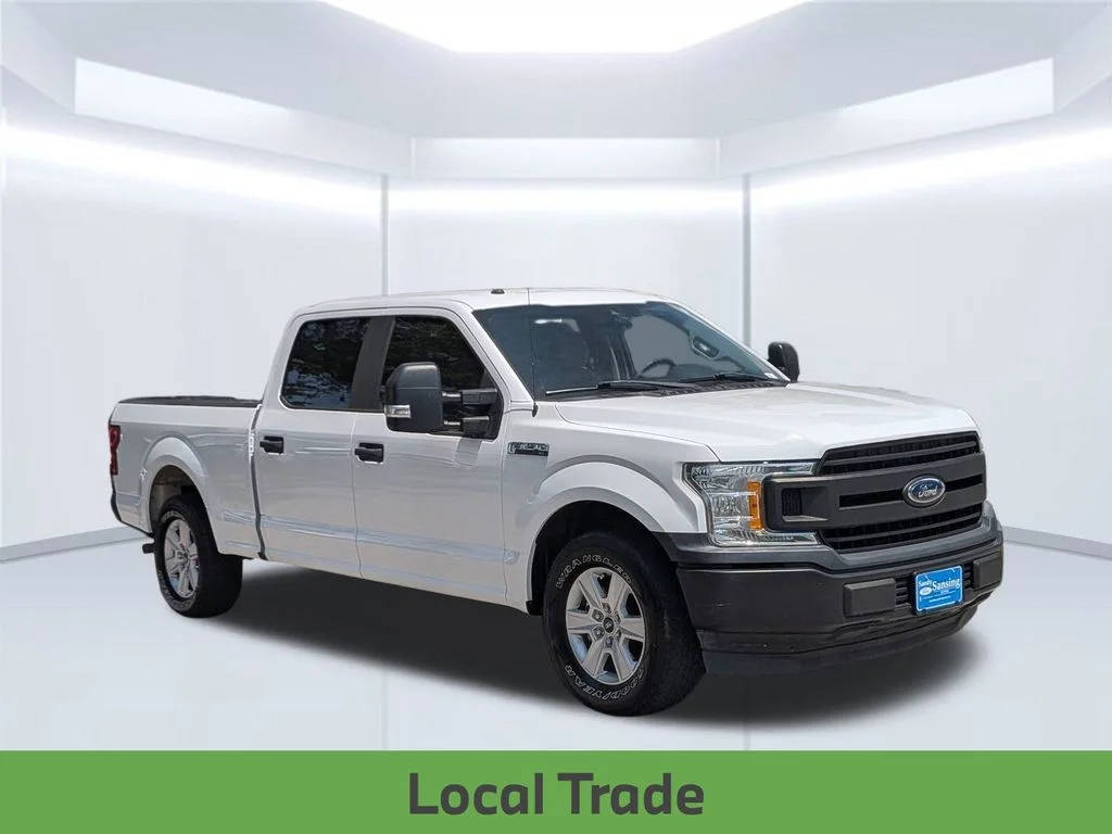 Used 2019 White Ford XL image 9