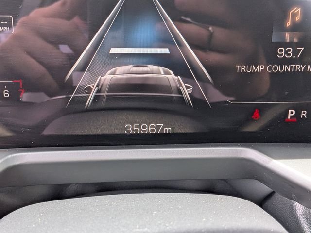 Used 2025 Silver GMC Elevation image 29