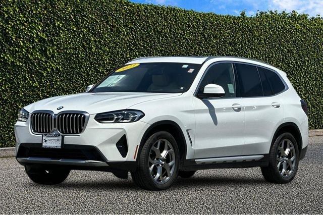 Used 2023 White BMW xDrive30i image 8