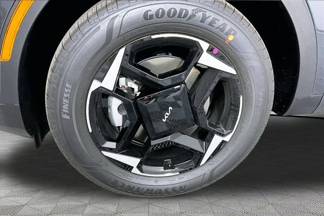 New 2026 Gravity Gray Kia EX image 13