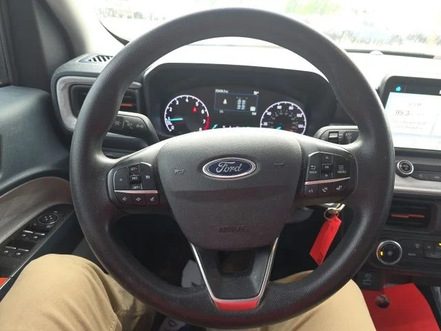 Used 2022 Blue Metallic Ford XLT image 13
