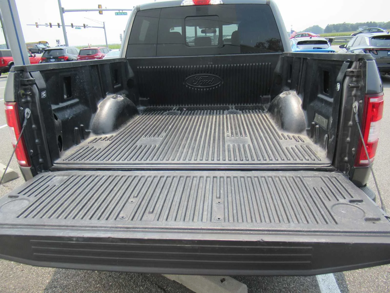 Used 2020 Magnetic Ford XLT image 17