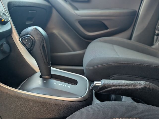 Used 2020 Gray Chevrolet LS image 19