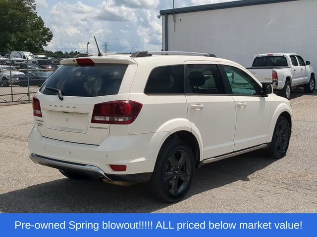Used 2020 White Dodge Crossroad image 13